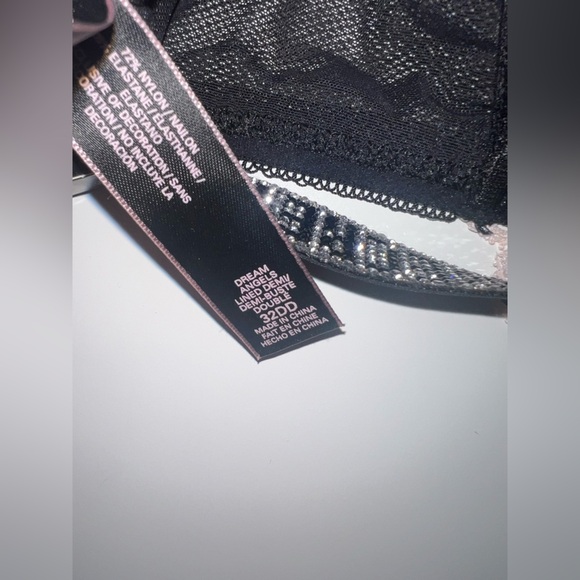 VS 2 Bra Set - Picture 2 of 4